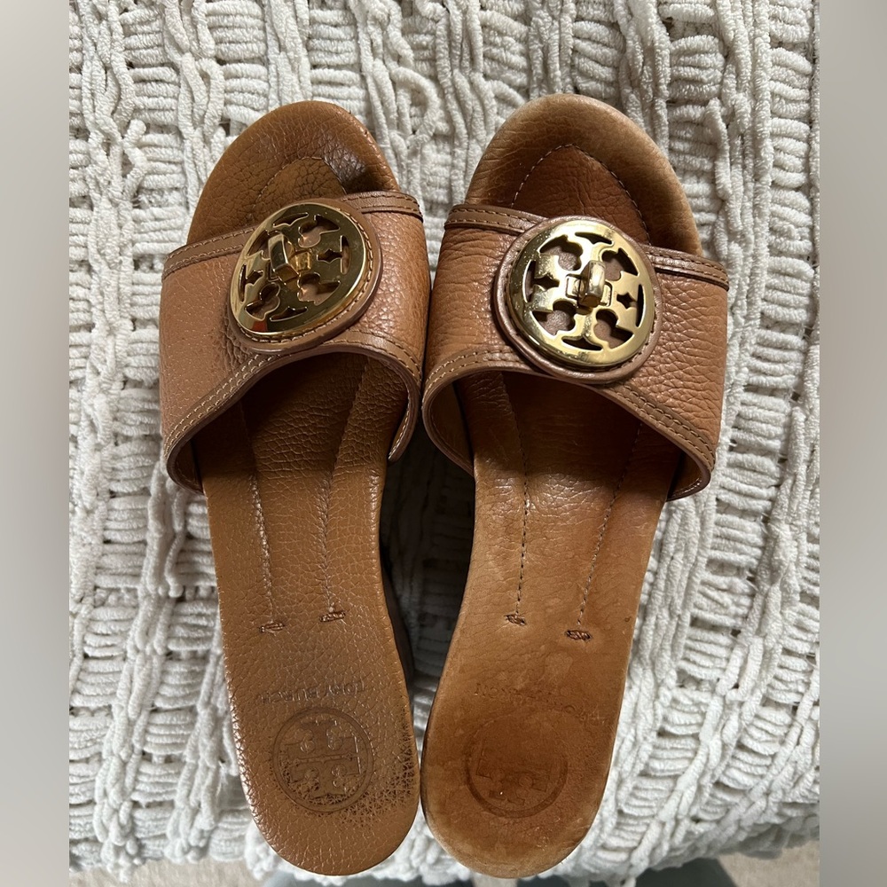 Tory Burch Selma Sandals size 6.5
